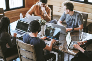 group of tech support agents tech support group