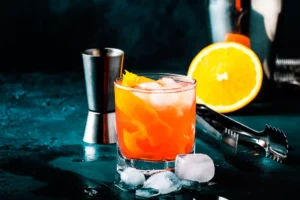 beautiful orange cocktail that you can serve with an alcohol license
