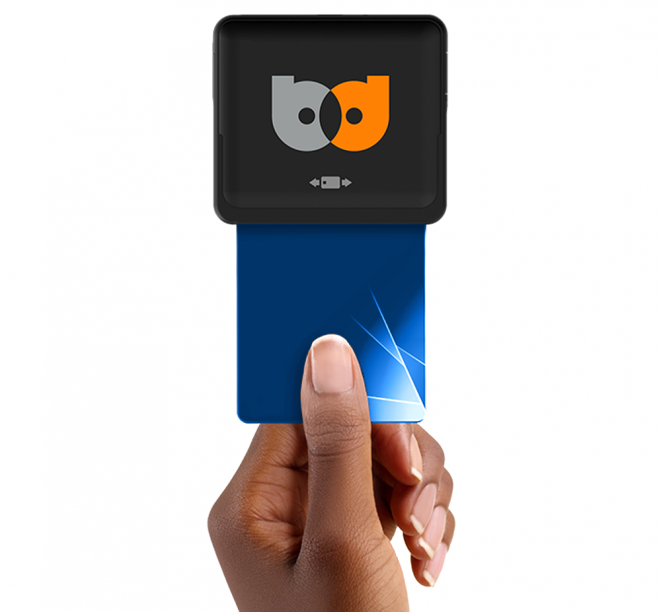 PayAnywhere_3in1_Mobile_Reader_Interaction